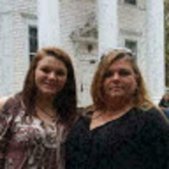 Profile Picture of Diane Daniels (@danielsdiane39) on Poshmark