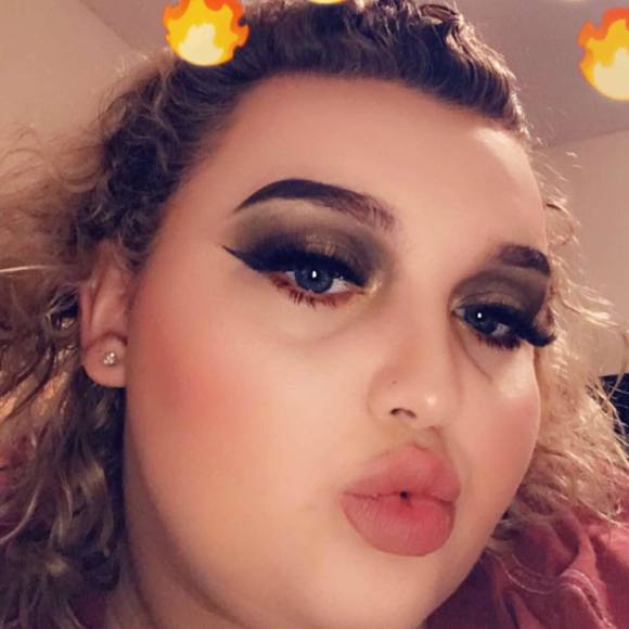 Profile Picture of Felicity Martin (@felicity2114) on Poshmark