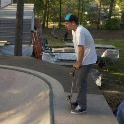 Profile Picture of Jeremy Featherston (@J_Feather84) on Twitter