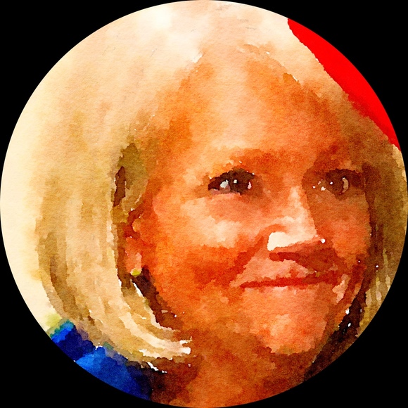 Profile Picture of Coni Sims (@coni2629) on Poshmark