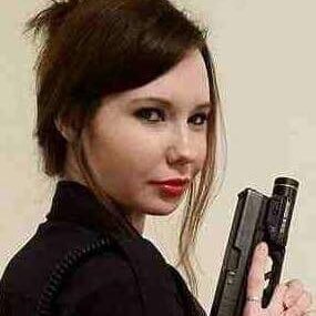 Profile Picture of Leah Hackett (@LeahHackett5o) on Twitter