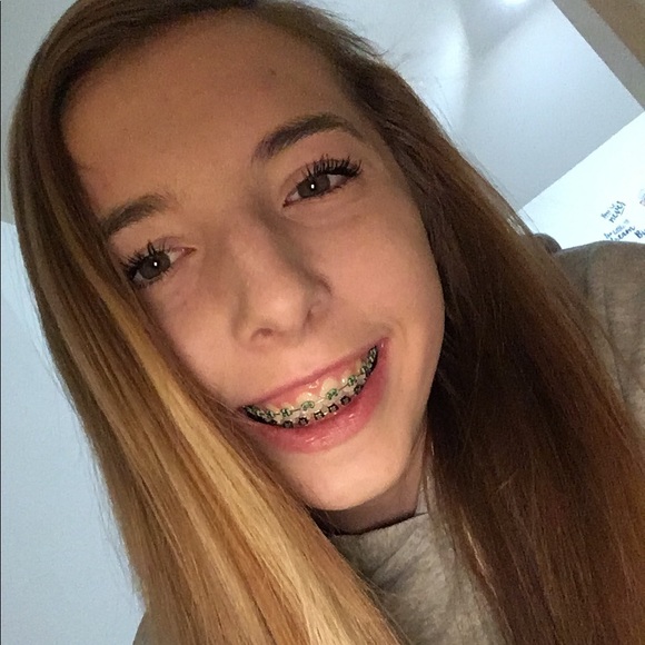 Savannah Saulters - Poshmark Profile Picture of Savannah Saulters (@savannahlynn02) on Poshmark