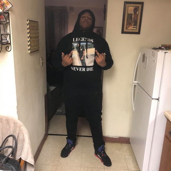 Profile Picture of Antwan Bowdery (@drippytwan) on Poshmark