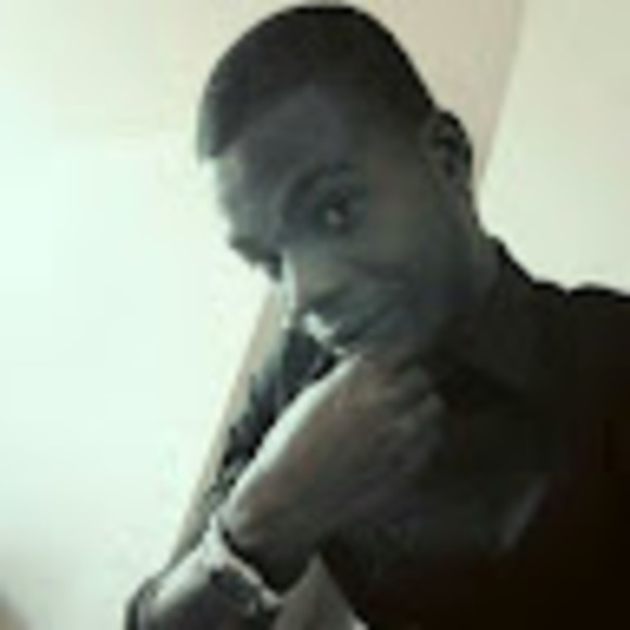 Profile Picture of Judeson Pierre (@ouwesawfem91) on Poshmark