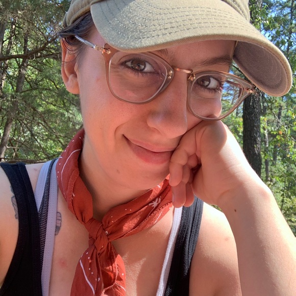 Profile Picture of Marisa Verbanic (@mverbi) on Poshmark