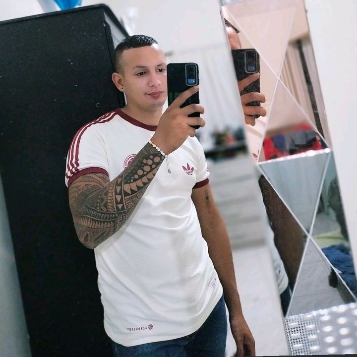 Profile Picture of Sebastian Lopez (@sebastianlopez_20) on Tiktok