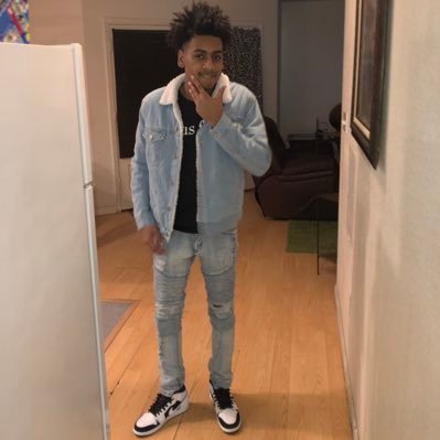 Profile Picture of Bankroll💵 (@kennedydowns15) on Twitter
