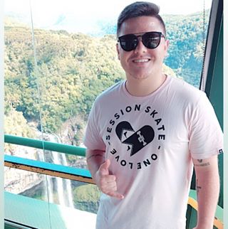 Profile Picture of Helbert Della Bruna (@helbert.adrianodellabruna) on Facebook