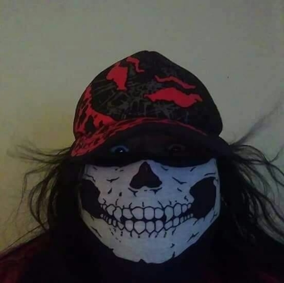 Profile Picture of Kyle Parish (@cickkat) on Poshmark