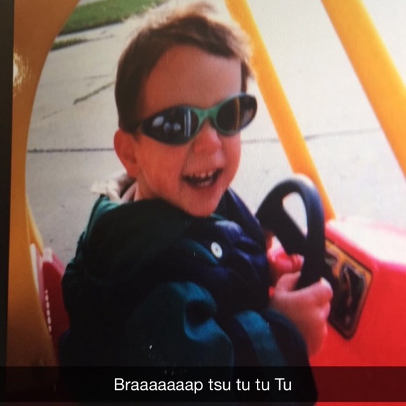 Profile Picture of Zach Surges (@surgeszach) on Poshmark