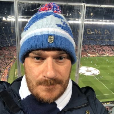 Profile Picture of Paul Barnes (@LeddersKnees) on Twitter