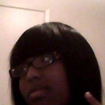 Profile Picture of Alice Lockett (@cherrybby02) on Twitter