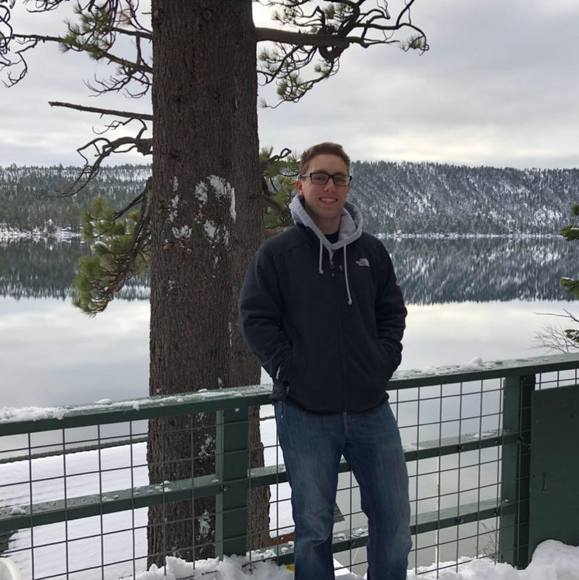 Profile Picture of Evan Arnow (@edka7117) on Poshmark