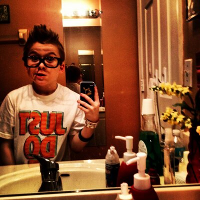 Profile Picture of Michael Yanavok (@MYanavok) on Twitter