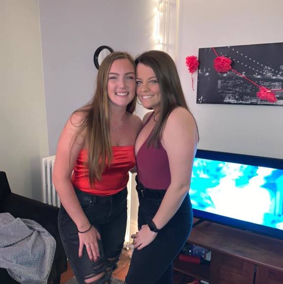 Profile Picture of Emily Davren (@emilydavren_1) on Poshmark
