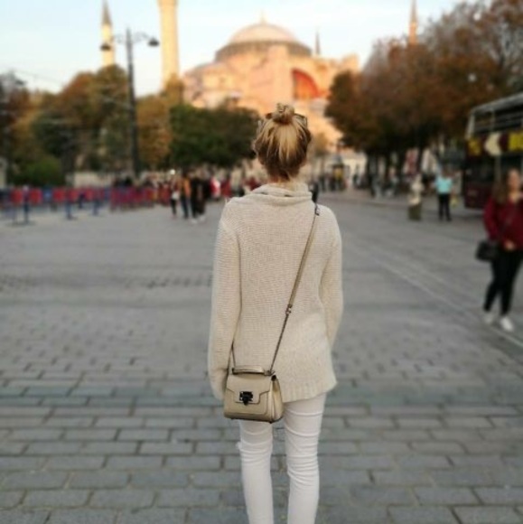 Profile Picture of Lubov Grunyanskaya (@loviehrunianska) on Poshmark