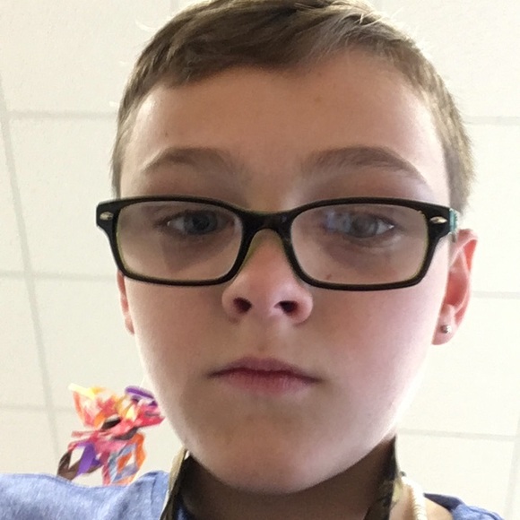 Profile Picture of James Pier (@japier213) on Poshmark