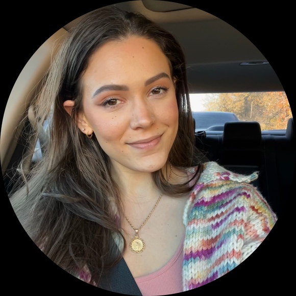 Profile Picture of Raylee Mauldin (@rayleemauldin) on Poshmark