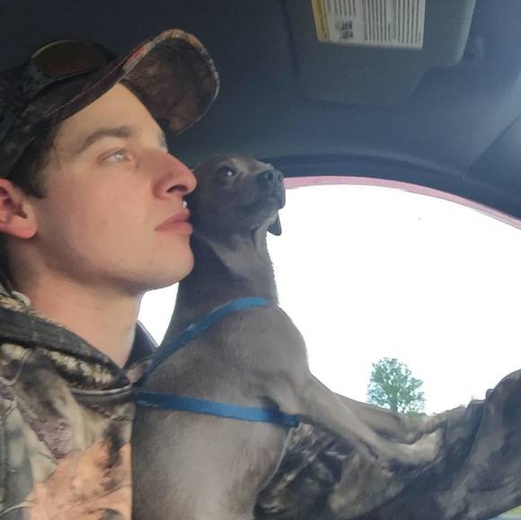 Profile Picture of Ryan Matter (@ryan_matter) on Poshmark