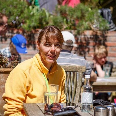 Profile Picture of Liz Matthews (@lizmatthews1) on Twitter