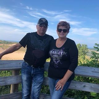 Profile Picture of Sandy Foertsch Link (@linkfarm) on Facebook