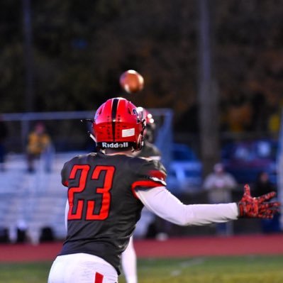 Profile Picture of Derek Rauch-Edwards (@Derek_R_E) on Twitter