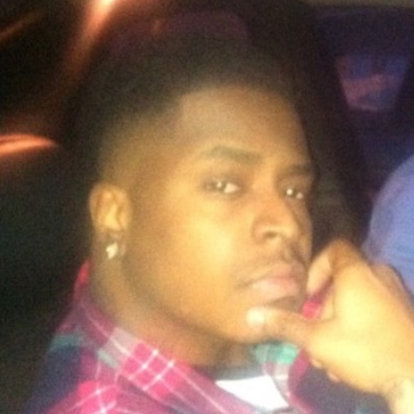 Profile Picture of Bruce Bacon (@brucebacon12) on Poshmark