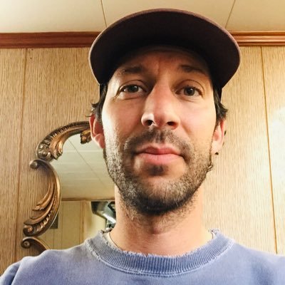 Profile Picture of Jonathan Linton (@JonGranLinto) on Twitter