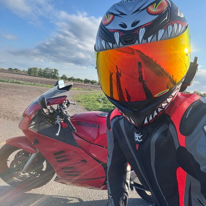 Profile Picture of Jeffrey 🍀 (@jeffrey._.jay._.kaspari) on Tiktok