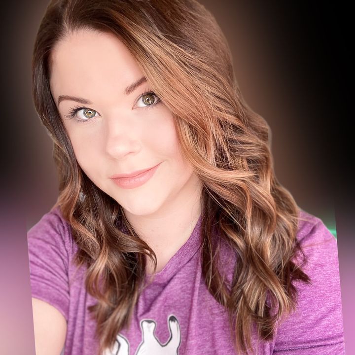 Profile Picture of   Katie Donohue... (@katiedonohue7) on Tiktok