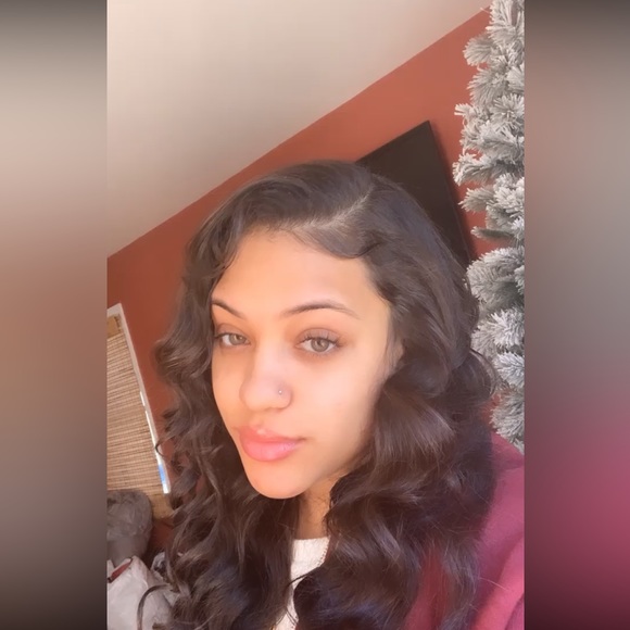 Profile Picture of Mya Rivera (@myaak54) on Poshmark