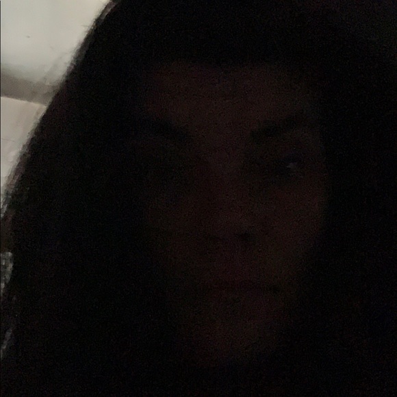 Profile Picture of Annemarie Carbone (@twister333) on Poshmark