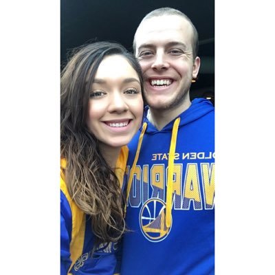 Profile Picture of Mike Temple (@mikeonthemic3) on Twitter