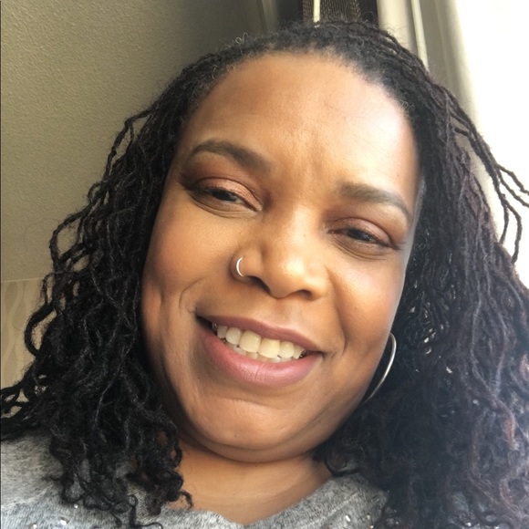 Profile Picture of Diana Glasper (@kasperg08) on Poshmark