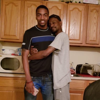 Profile Picture of detective James Carter (@NobodyKnowsJu) on Twitter