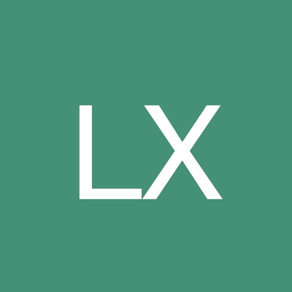 Profile Picture of Lu Xu (@pumchlu) on Poshmark