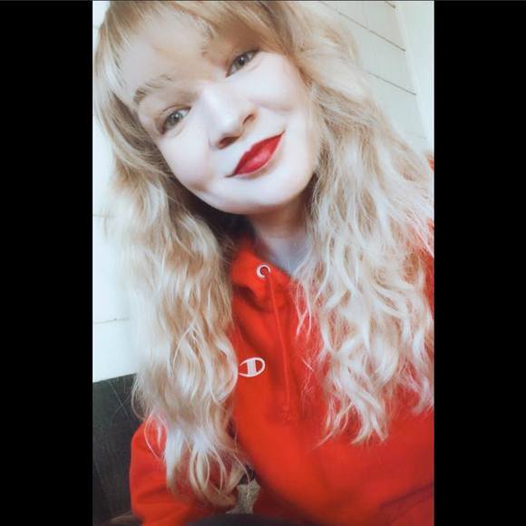 Profile Picture of Teagan Nilson (@teagannilson) on Poshmark