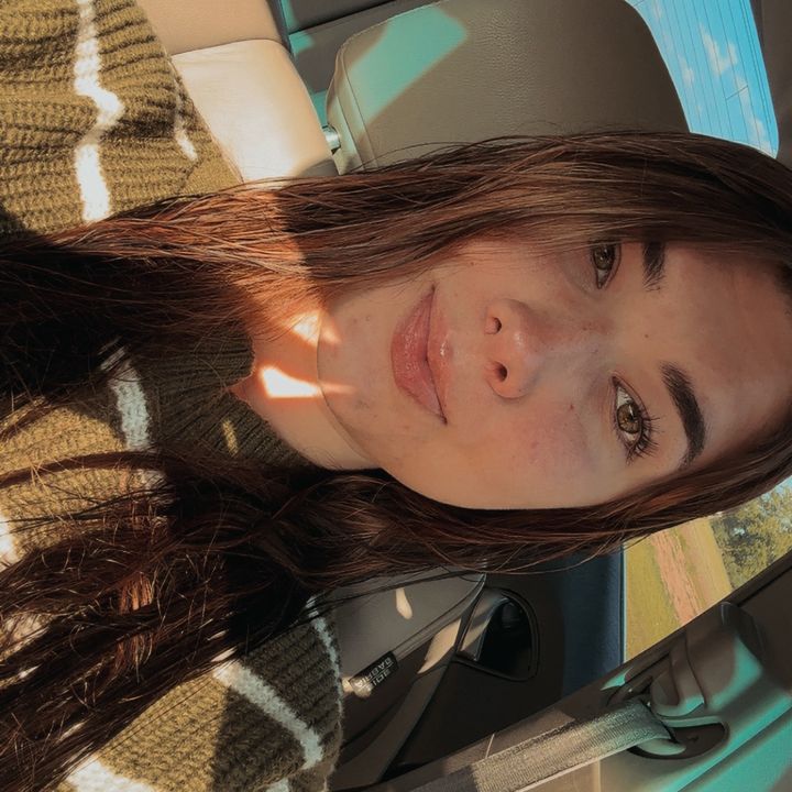 Profile Picture of   Stephanie... (@stephaniebsmith) on Tiktok