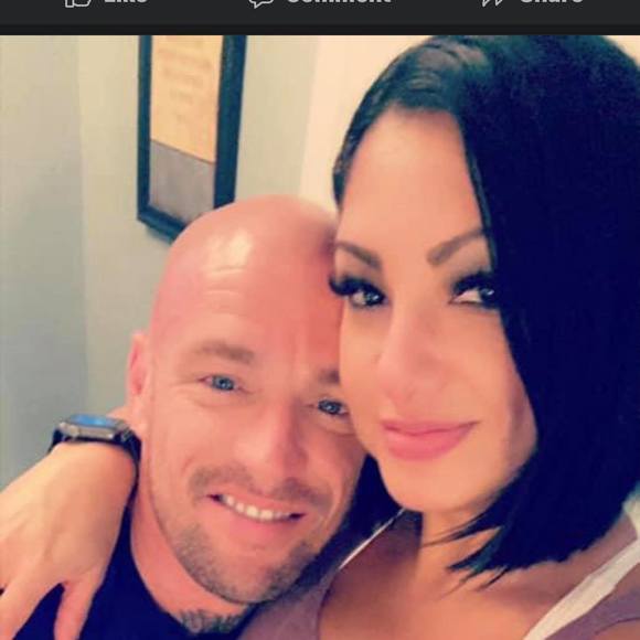 Profile Picture of Joshua Simmons (@joshuasimmons9) on Poshmark