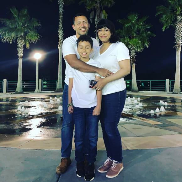 Profile Picture of Domingo Lugo (@domingolugo860) on Poshmark