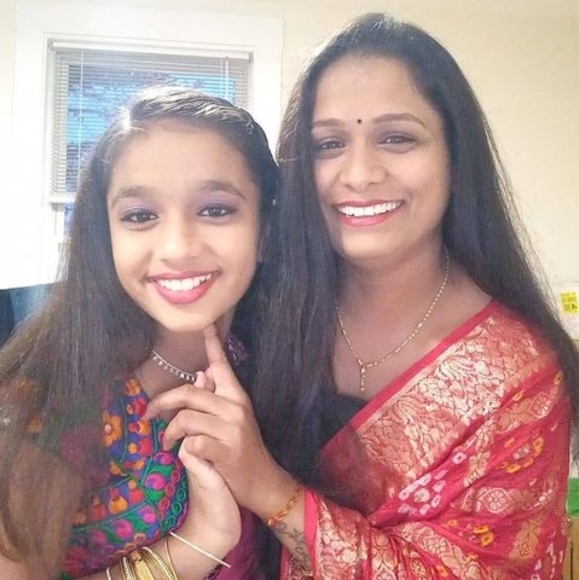 Sonal Dave - Poshmark Profile Picture of Sonal Dave (@sonaldave1810) on Poshmark