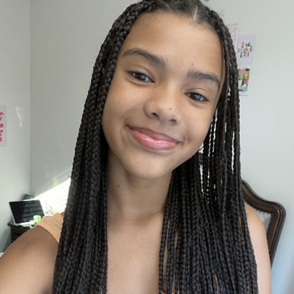 Profile Picture of Mya’s Portfolio (@iyalordesmith) on Poshmark