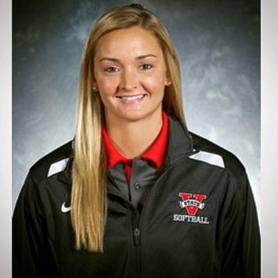 Profile Picture of Jessie Hutchens (@JessHutch22) on Twitter