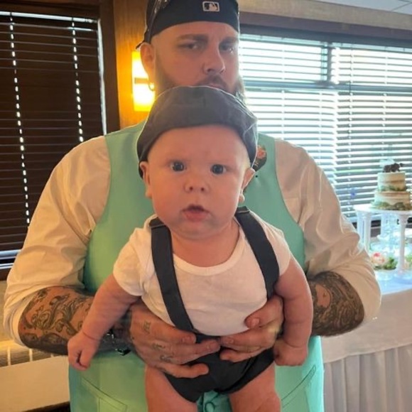 Profile Picture of Brian Bowman (@mad_fatboy) on Poshmark