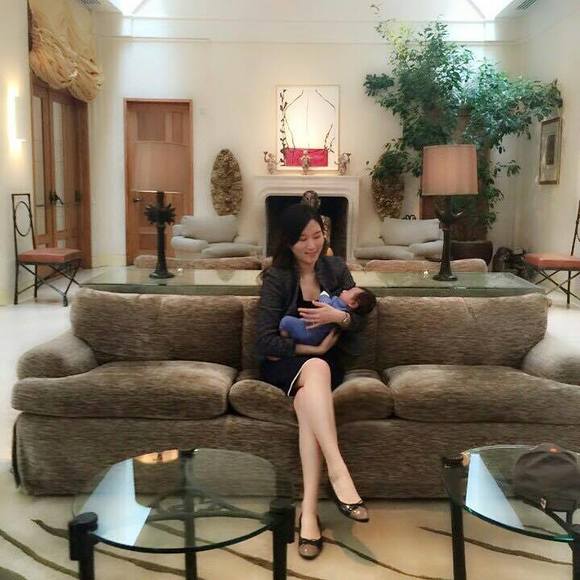 Borami Yoon - Poshmark Profile Picture of Borami Yoon (@by2119) on Poshmark