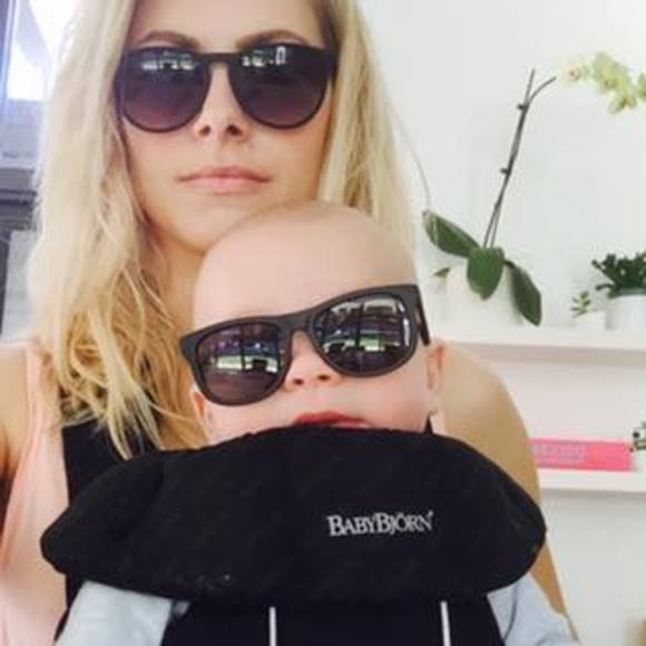 Profile Picture of Stephanie Marnitz (@smarnitz) on Poshmark