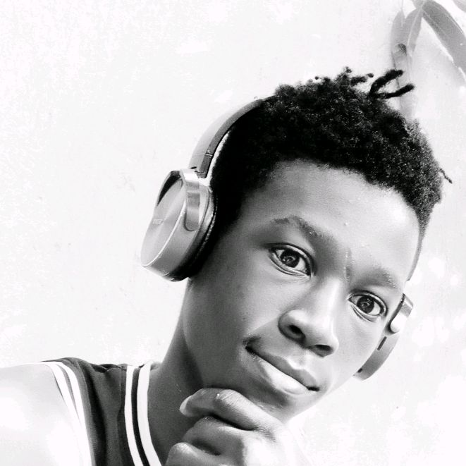 Profile Picture of Geoffrey (@geoffyrech2) on Tiktok