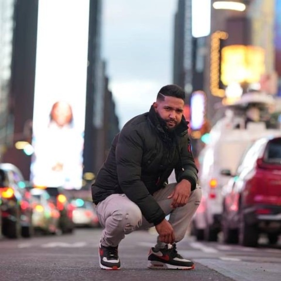 Profile Picture of Danny Griman (@nitroso_77) on Poshmark