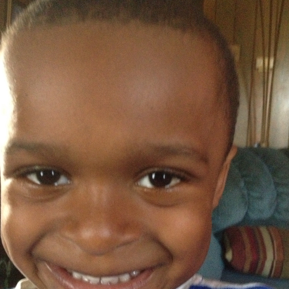 Profile Picture of Phillis Johnson (@sasuke1940) on Poshmark