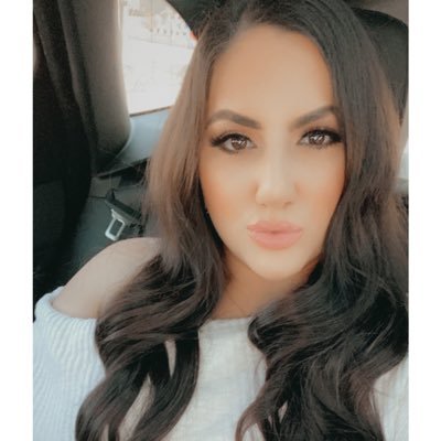 Profile Picture of Valerie Dallo (@valdallo) on Twitter